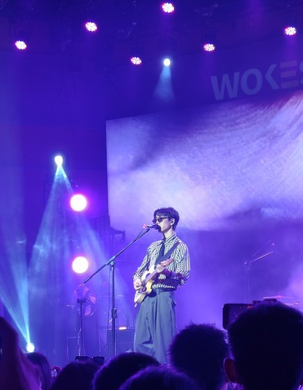 小冰来到音乐现场唱Live了 小冰×做梦唱片完成首次现场演出
