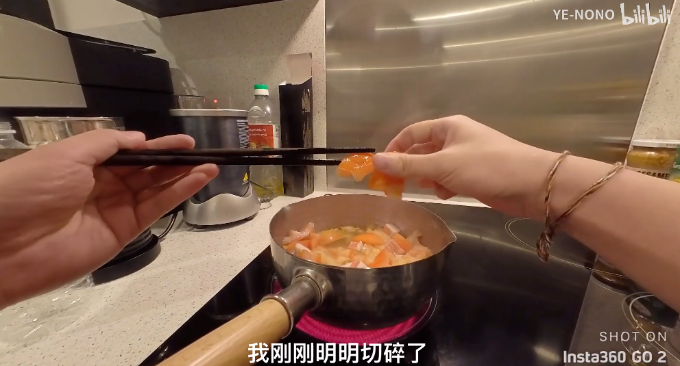 万千独居年轻人，钻研出了“吃饭糊弄学”的精华